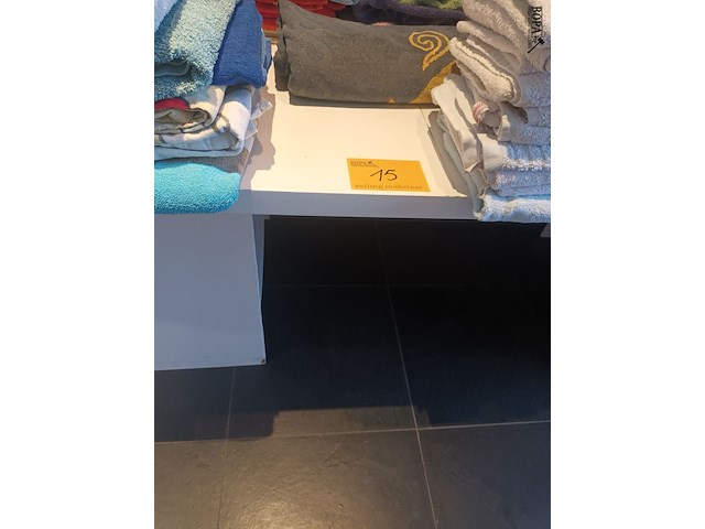 Lot 15 - tafel - afbeelding 4 van  4