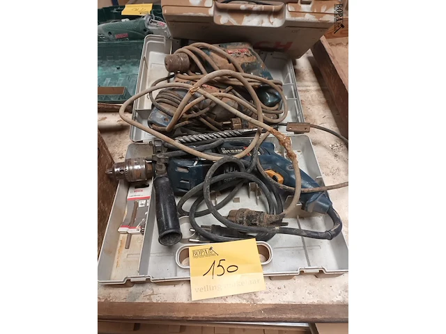 Lot 150 - boormachines bosch. 3 stuks - afbeelding 1 van  3