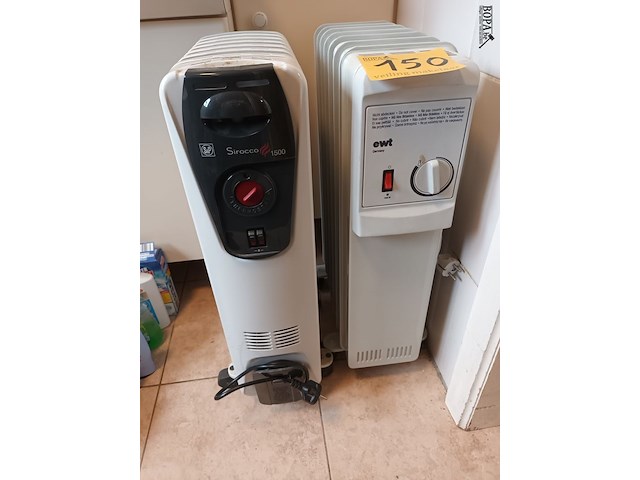 Lot 150 - elektrische radiator. 2 stuks - afbeelding 2 van  5