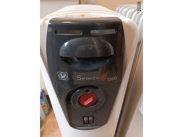 Lot 150 - elektrische radiator. 2 stuks - afbeelding 4 van  5