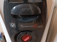 Lot 150 - elektrische radiator. 2 stuks - afbeelding 4 van  5