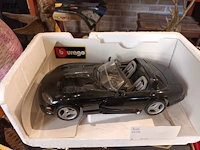 Lot 150 - model auto’s. 2 stuks - afbeelding 2 van  7