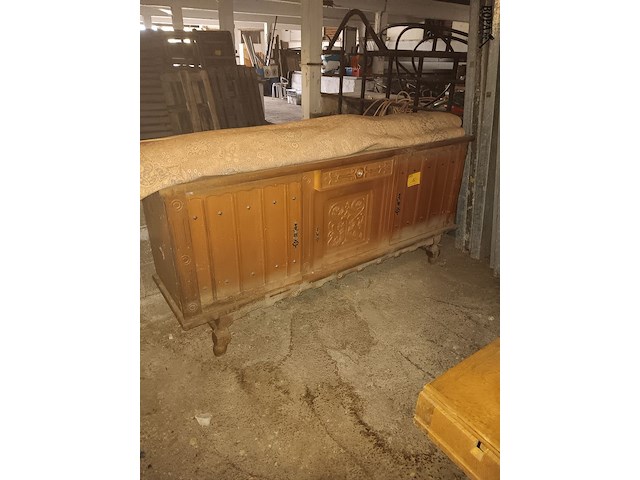 Lot 150 - retro dressoir kast - afbeelding 1 van  2