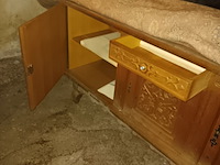 Lot 150 - retro dressoir kast - afbeelding 2 van  2