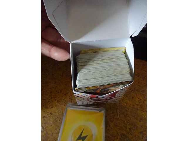Lot 150 x verschillende pokemonkaarten + extra,s - afbeelding 2 van  2