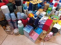 Lot 151 - aangebroken huishoudproducten - afbeelding 3 van  5