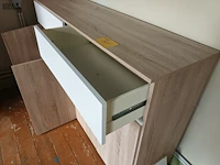 Lot 151 - lage kast - afbeelding 4 van  4