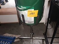 Lot 151 - mobiel statief voor emmers - afbeelding 1 van  3
