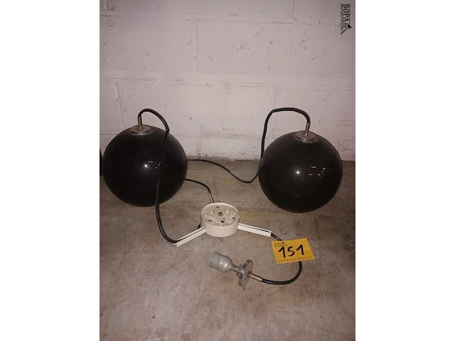 Lot 151 - retro lamp - afbeelding 1 van  3