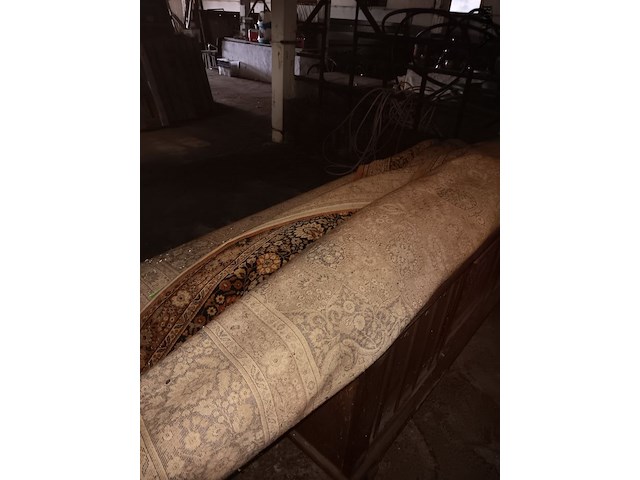 Lot 151 - tapijten. 2 stuks - afbeelding 1 van  3