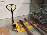 Lot 151 - transpallet powerlifter