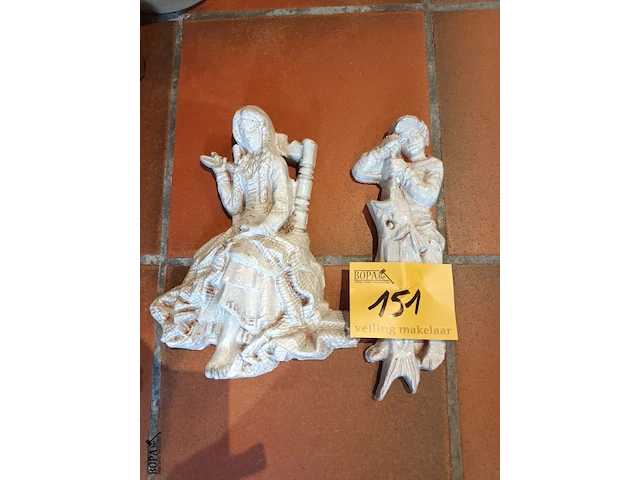 Lot 151 - wandbeeld in keramiek. 2 stuks - afbeelding 1 van  3