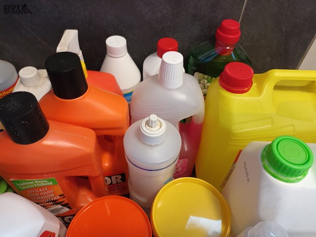 Lot 152 - aangebroken huishoudproducten - afbeelding 7 van  7