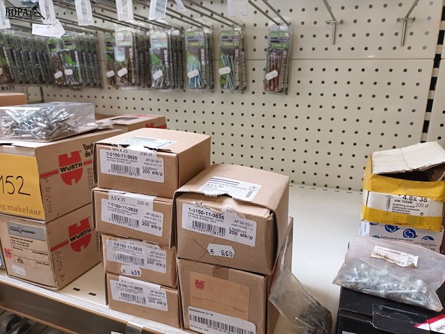 Lot 152 - schroeven en revetten. 210 stuks - afbeelding 4 van  8