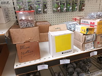 Lot 152 - schroeven en revetten. 210 stuks - afbeelding 5 van  8