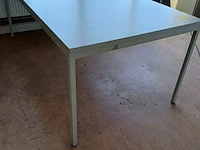 Lot 152 - tafel - afbeelding 1 van  3