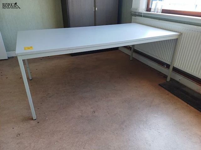 Lot 152 - tafel - afbeelding 2 van  3