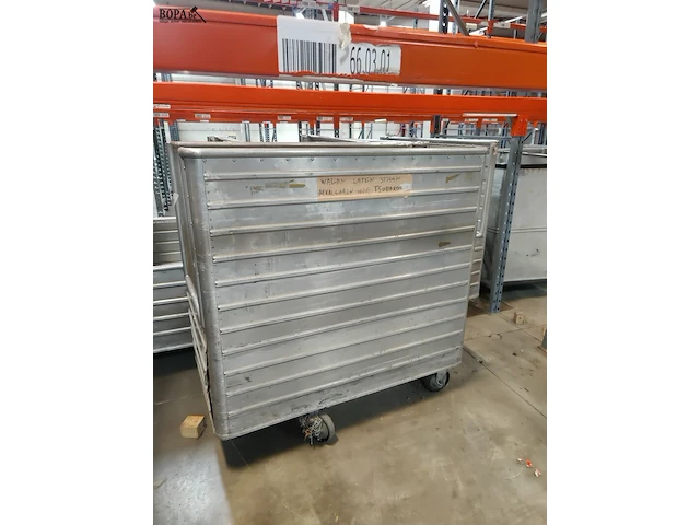 Lot 153 - aluminium transportkar - 4 stuks - afbeelding 3 van  3
