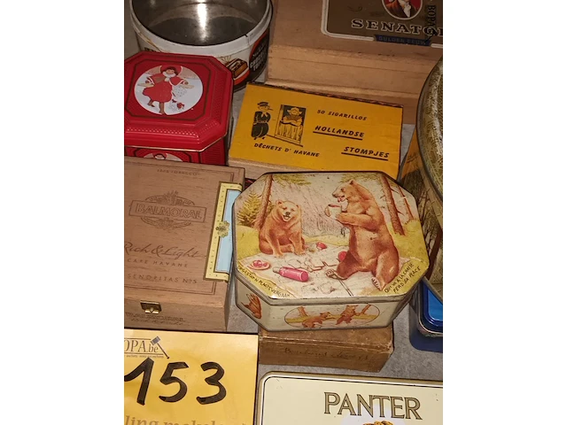 Lot 153 - blikken dozen en sigarenkistjes. 30 stuks - afbeelding 5 van  5