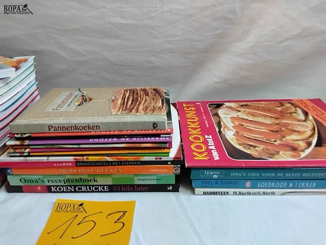 Lot 153 - lot kookboeken, wereldkeuken en andere - afbeelding 4 van  4