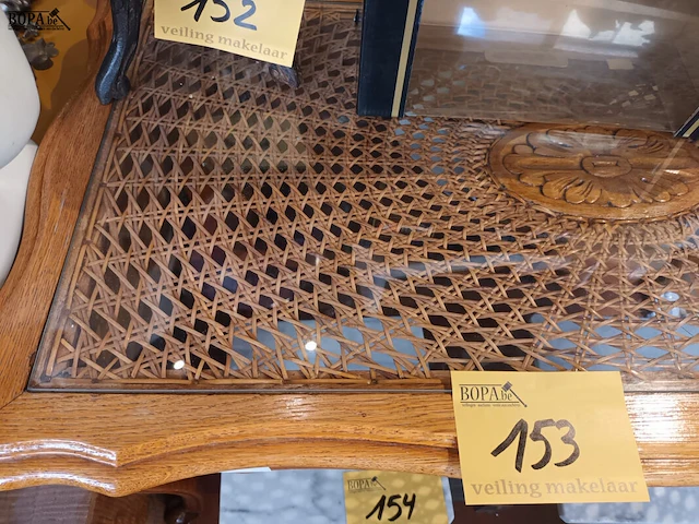 Lot 153 - salontafel - afbeelding 4 van  4