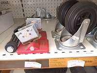 Lot 153 - wielen. 65 stuks - afbeelding 3 van  6