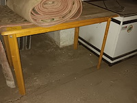 Lot 154 - tafel - afbeelding 1 van  2