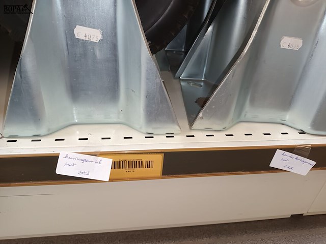 Lot 154 - wielen en banden voor kruiwagen. 16 stuks - afbeelding 5 van  6