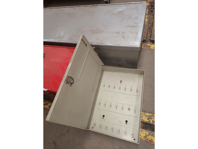 Lot 155 - diversen. 5 stuks - afbeelding 2 van  4