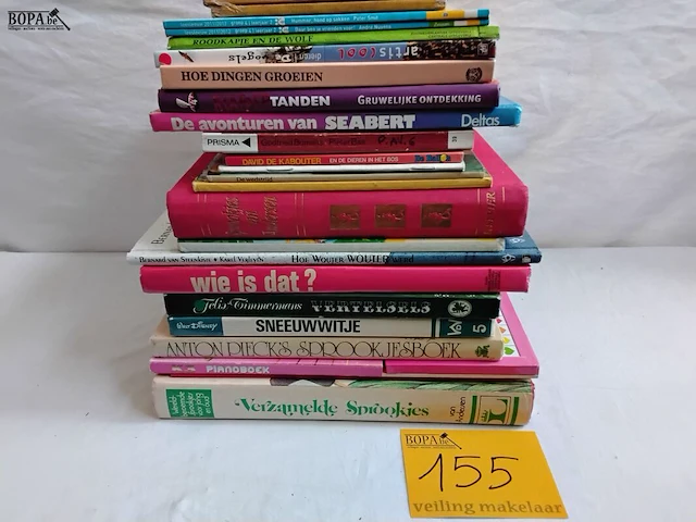 Lot 155 - lot kinderboeken, stapel - afbeelding 2 van  2