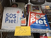Lot 155 - lot kookboeken, sos piet, en de gouden raad van tante kaat - afbeelding 1 van  3