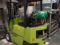 Lot 156 - clark heftruck op lpg