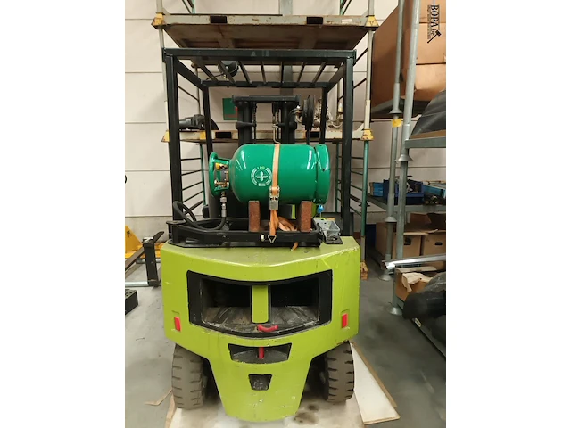 Lot 156 - clark heftruck op lpg - afbeelding 4 van  8