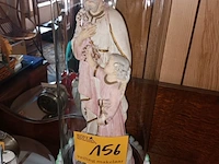 Lot 156 - glazen stolp - afbeelding 1 van  2