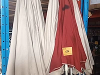 Lot 156 - parasols. 7 stuks - afbeelding 1 van  3