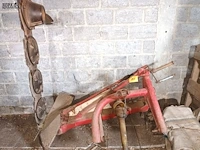 Lot 157 - cirkelmaaier kuhn - afbeelding 1 van  5