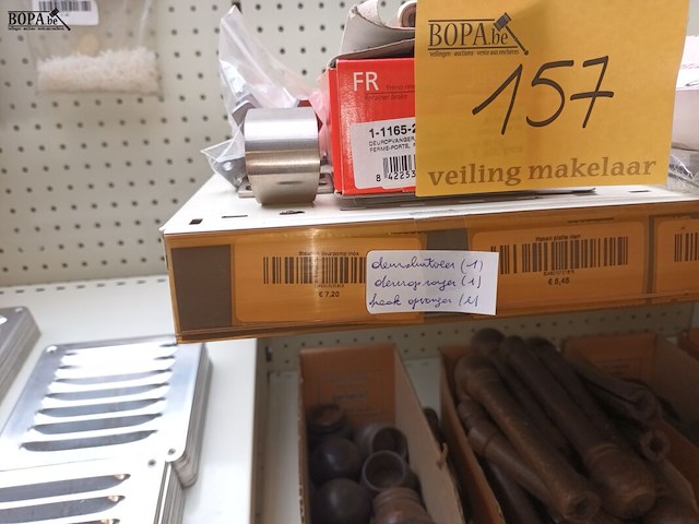 Lot 157 - deurbeslag en kurkentrekkers. 9 stuks - afbeelding 3 van  4