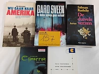Lot 157 - lot boeken, diverse auteurs, romans, 5 stuks - afbeelding 2 van  2