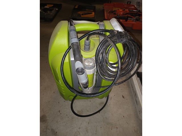 Lot 157 - mobiele drukreiniger - afbeelding 4 van  5