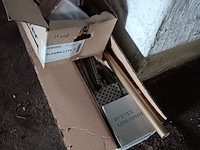 Lot 158 - lot decoratie - afbeelding 5 van  6