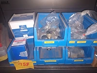 Lot 158 - ventielen en kranen - afbeelding 5 van  6
