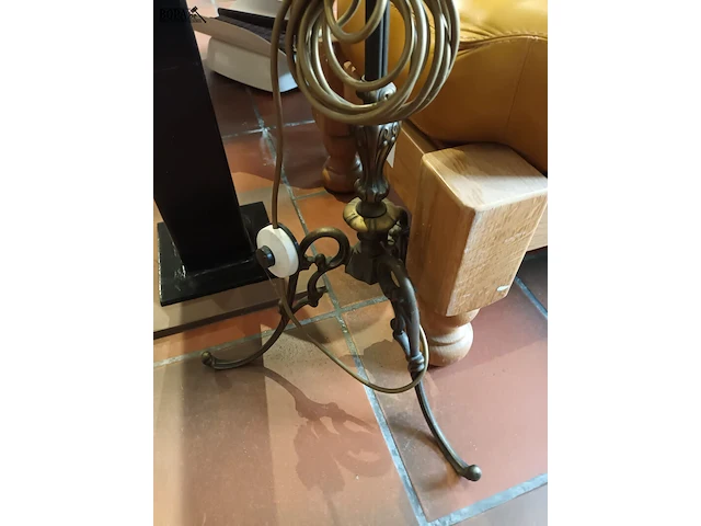 Lot 158 - vloerlamp - afbeelding 3 van  4