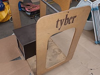 Lot 159 - brievenbus en winkeldisplay - afbeelding 2 van  3