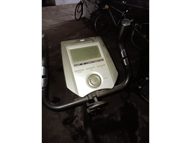 Lot 159 - hometrainer okn - afbeelding 2 van  2