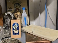 Lot 159 - lot religie, beelden, kaders, bijbel, souveniers...ong 29 st - afbeelding 2 van  6
