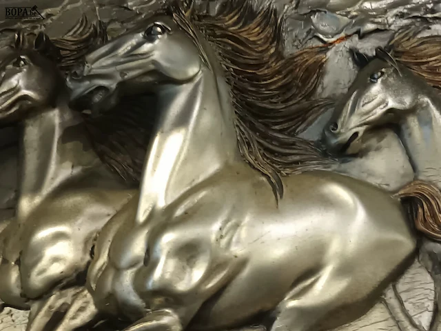 Lot 159 - verzilverd kunstwerk - afbeelding 3 van  3