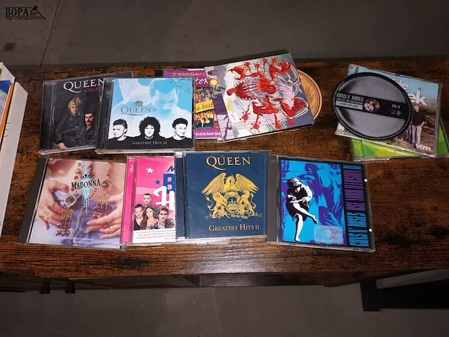 Lot 16 - boeken en muziek cd’s. 20 stuks - afbeelding 4 van  4