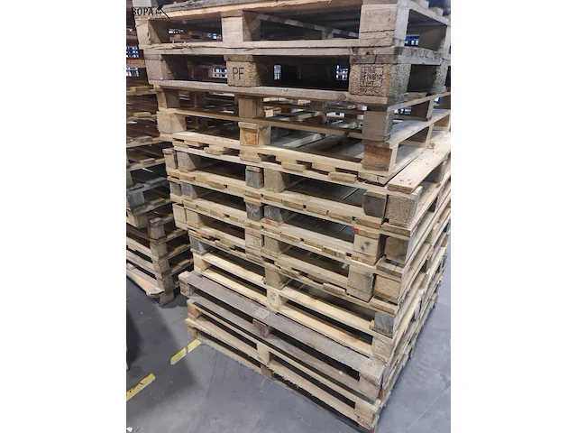 Lot 16 - diverse houten palletten - 64 stuks - afbeelding 3 van  3