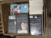 Lot 16 - doos boeken - afbeelding 1 van  2