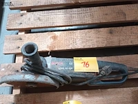 Lot 16 - haakse slijper bosch - afbeelding 1 van  3